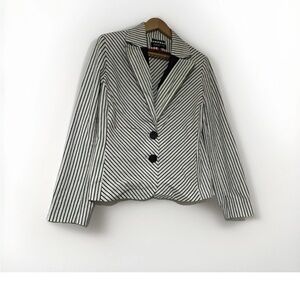 Jones New York Signature Stretch Blazer Women’s Size 8 Striped